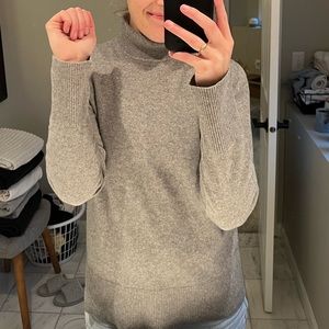 Victor Alfaro 100% Cashmere Turtle Neck Sweater Pullover Long Sleeve Grey